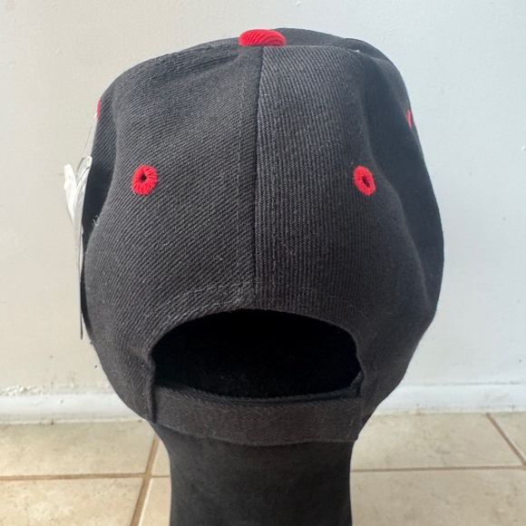 Calgary Flames Max Head Gear Promo Hat - Picture 3 of 3